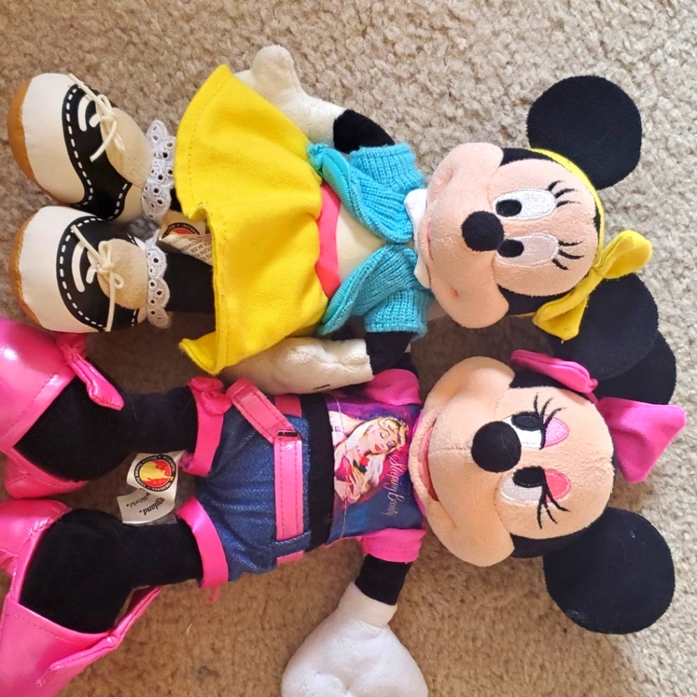 Brand new never used without tags minnie mouse stuffed animals💕🐀❣🐀💕🐀❣